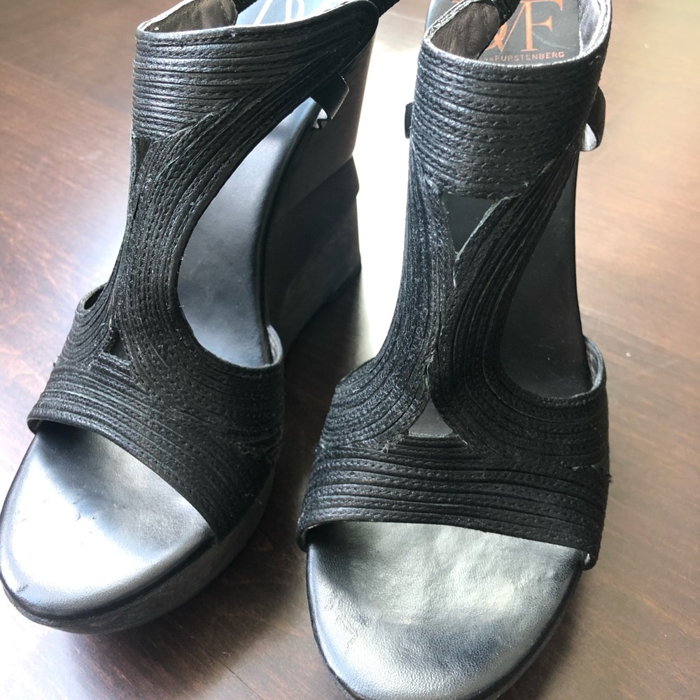DVF black wedges